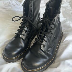 Dr.Martens 1460 smooth leather lace up boot